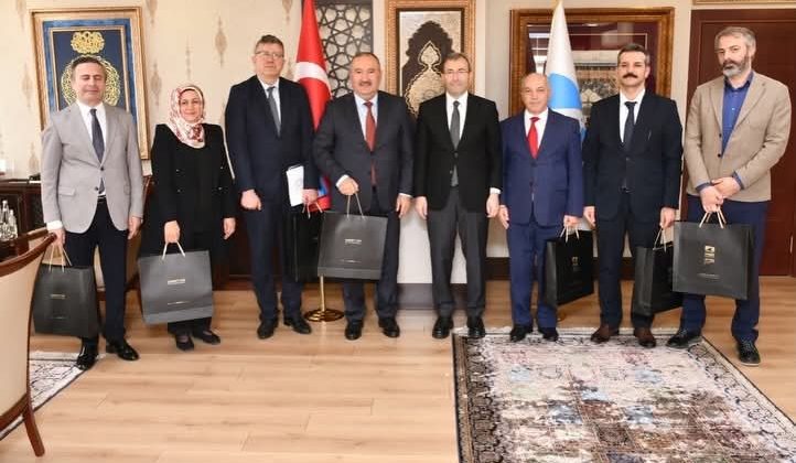 Pendik’te 24 Kasım Öğretmenler Günü Kapsamında Anlamlı Ziyaret