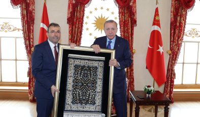 Cumhurbaşkanı Erdoğan, Pendik Belediye Başkanı Ahmet Cin’i Kabul Etti