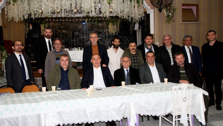 Gürsel Tekin Çocuklarla İftar Açtı, Hayatını Kaybeden Çocuklar İçin Saygı Duruşu Yapıldı