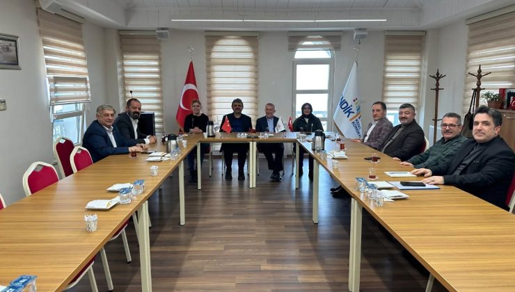 AK Parti Pendik İlçe Teşkilatı’ndan Kent Konseyi’ne Anlamlı Ziyaret