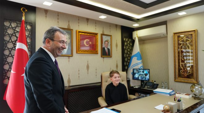 Minik Başkanlar 23 Nisan Öncesi Görev Başındaydı