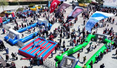 Pendik’te 23 Nisan Coşkusu: Çocuk Şenliği Başlıyor