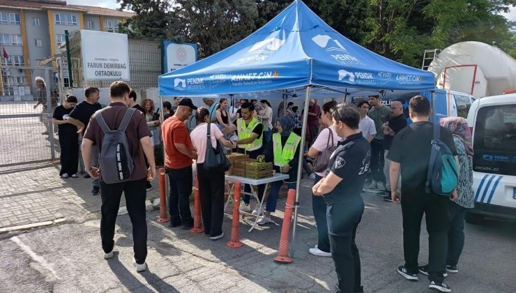 Pendik Belediyesi YKS Günü Öğrenci ve Velilerin Yanında Oldu