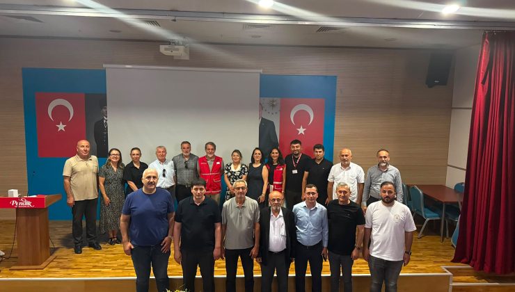 Pendik’te Muhtarlarla Kan Bağışı Seferberliği Toplantısı