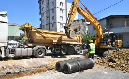 Pendik’te Yağmur Suyu Kanalı İmalatları Sürüyor
