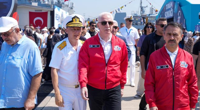 Valimiz Davut Gül’den TEKNOFEST Mavi Vatan’a Ziyaret