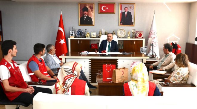 Kızılay’dan Pendik İlçe Milli Eğitim Müdürlüğü’ne Ziyaret
