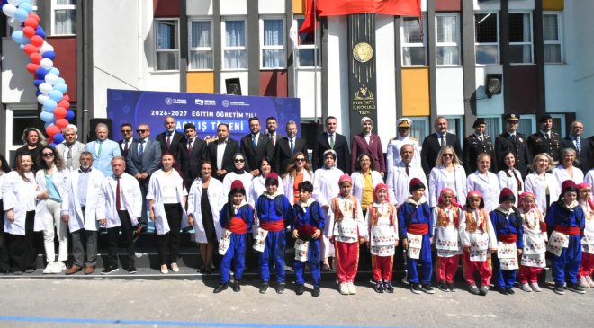 YENİ EĞİTİM ÖĞRETİM YILI TÖRENLE BAŞLADI