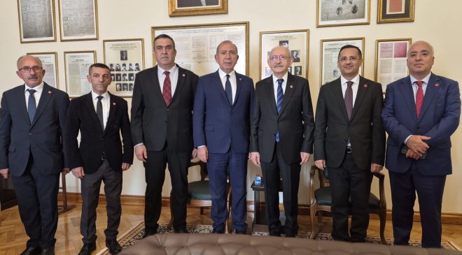 CHP İstanbul Teşkilatı Ankara’da Grup Toplantısında Buluştu