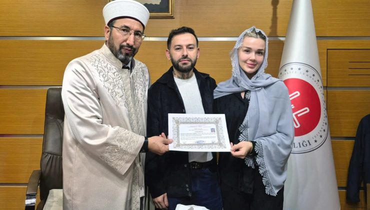 Ukrayna Vatandaşı Viktoria Köse Müslüman Oldu, “Amine” İsmini Aldı