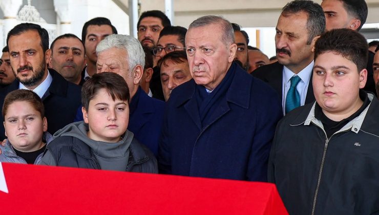 CUMHURBAŞKANI ERDOĞAN, DÜNDAR ZİYA GÜLTEKİN’İN CENAZE TÖRENİNE KATILDI
