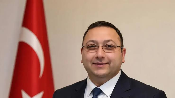 ÜSKÜDAR BELEDİYE BAŞKAN VEKİLİ DÜNDAR ZİYA GÜLTEKİN HAYATINI KAYBETTİ